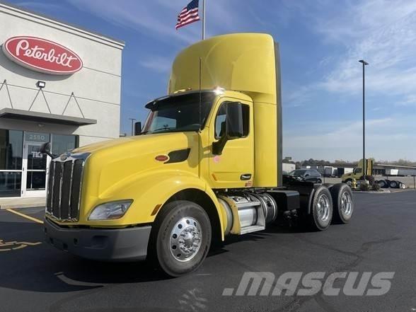 Peterbilt 579 Truck Tractor Units
