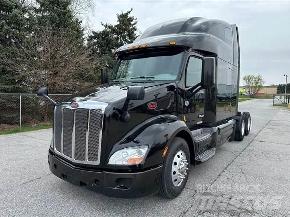 Peterbilt 579 Truck Tractor Units