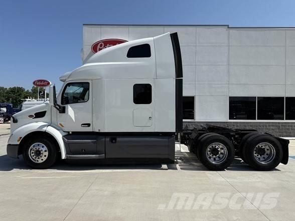 Peterbilt 579 Truck Tractor Units