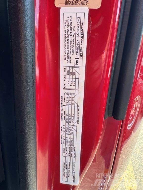 Peterbilt 579 Truck Tractor Units
