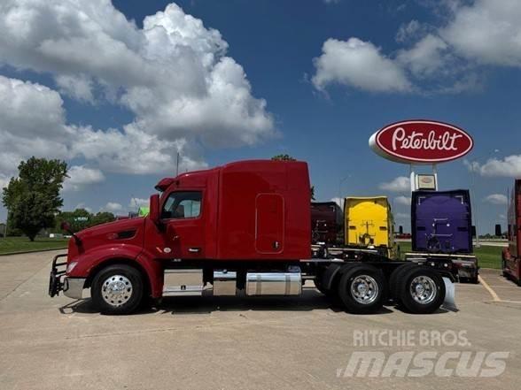Peterbilt 579 Truck Tractor Units