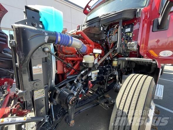 Peterbilt 579 Truck Tractor Units