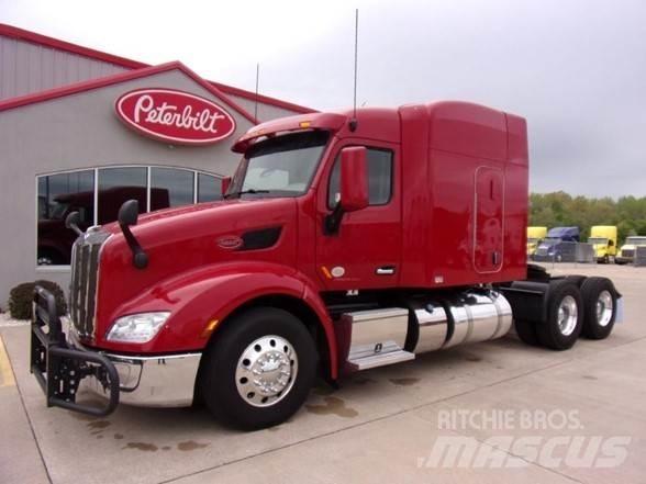 Peterbilt 579 Truck Tractor Units