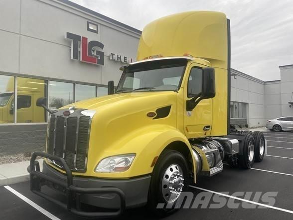 Peterbilt 579 Truck Tractor Units