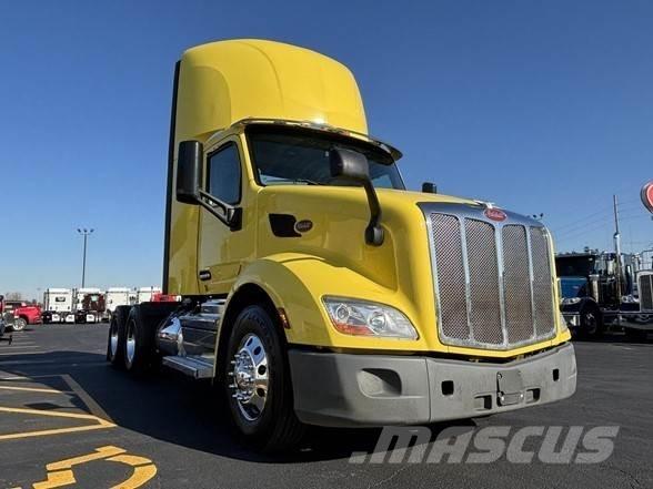 Peterbilt 579 Truck Tractor Units