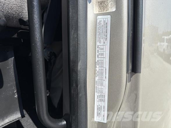 Peterbilt 579 Truck Tractor Units