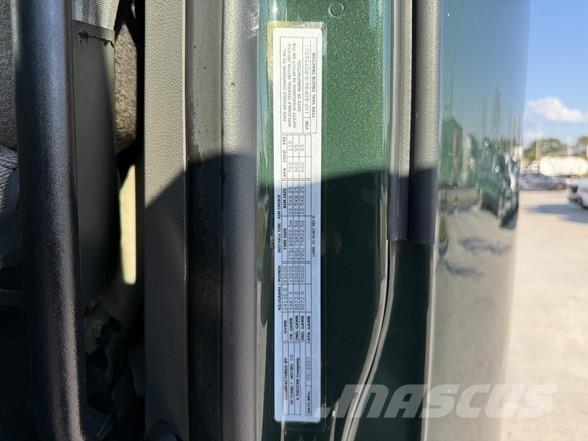 Peterbilt 579 Truck Tractor Units