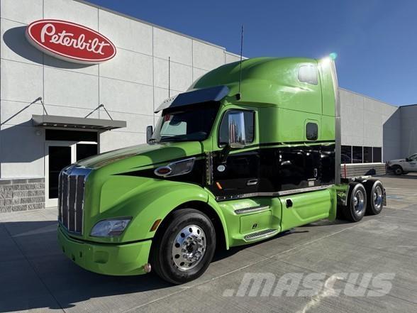 Peterbilt 579 Truck Tractor Units