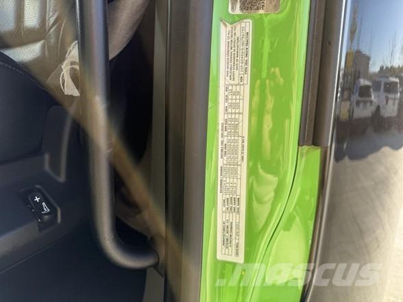 Peterbilt 579 Truck Tractor Units