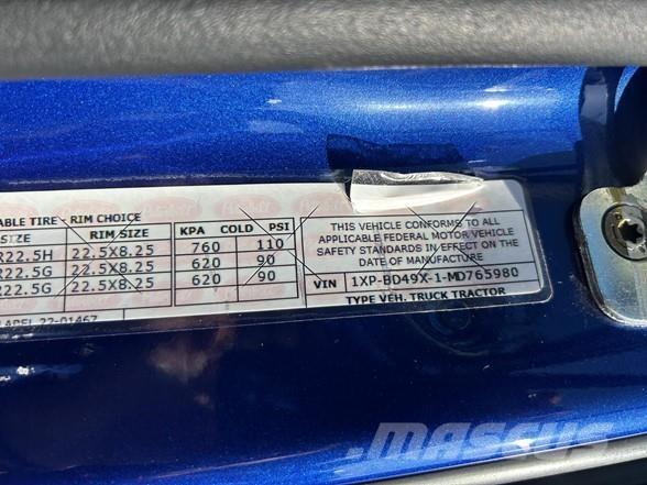 Peterbilt 579 Truck Tractor Units