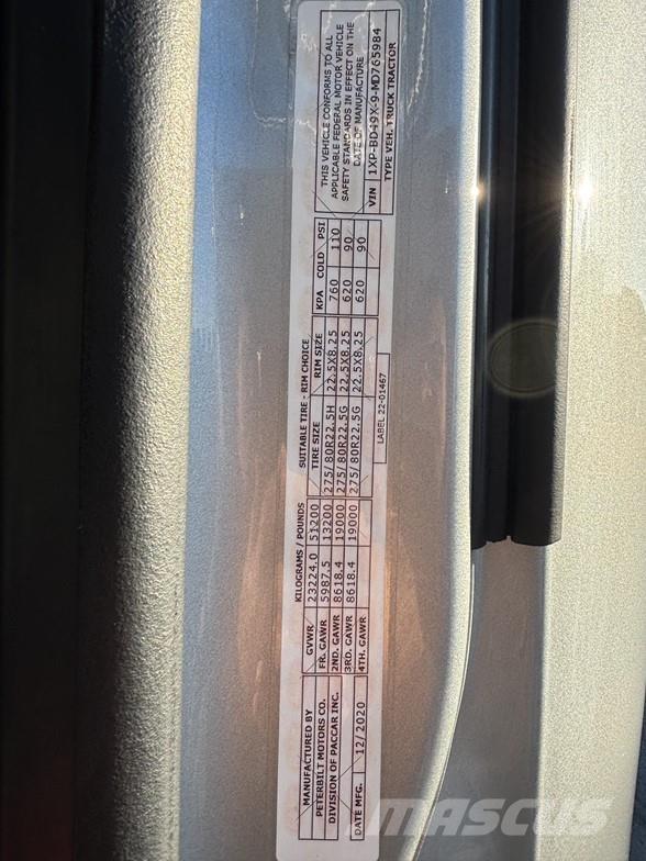 Peterbilt 579 Truck Tractor Units