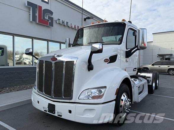 Peterbilt 579 Truck Tractor Units