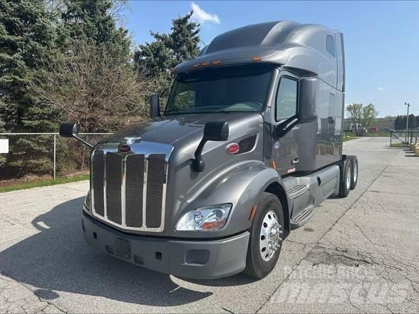 Peterbilt 579 Truck Tractor Units