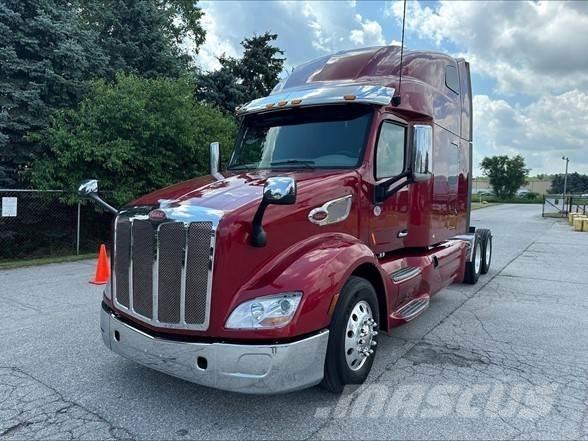Peterbilt 579 Truck Tractor Units