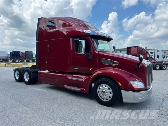 Peterbilt 579 Truck Tractor Units