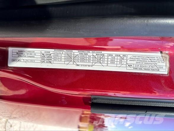 Peterbilt 579 Truck Tractor Units
