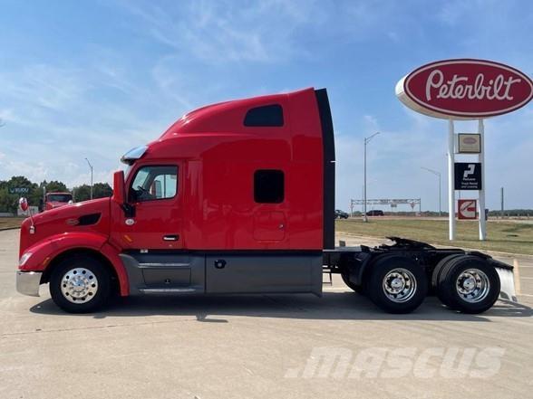 Peterbilt 579 Truck Tractor Units