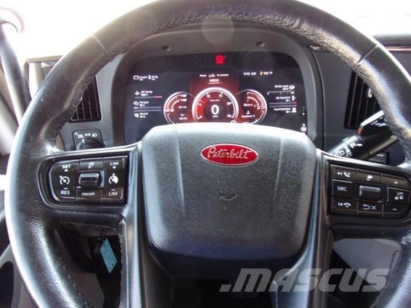 Peterbilt 579 Truck Tractor Units
