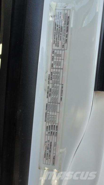 Peterbilt 579 Truck Tractor Units