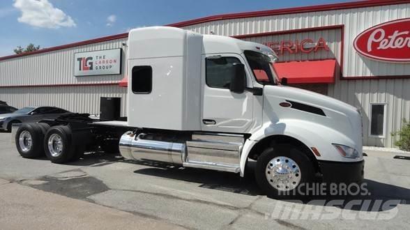 Peterbilt 579 Truck Tractor Units