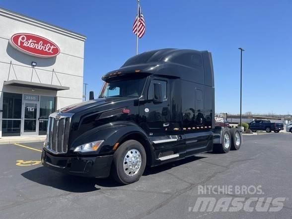 Peterbilt 579 Truck Tractor Units