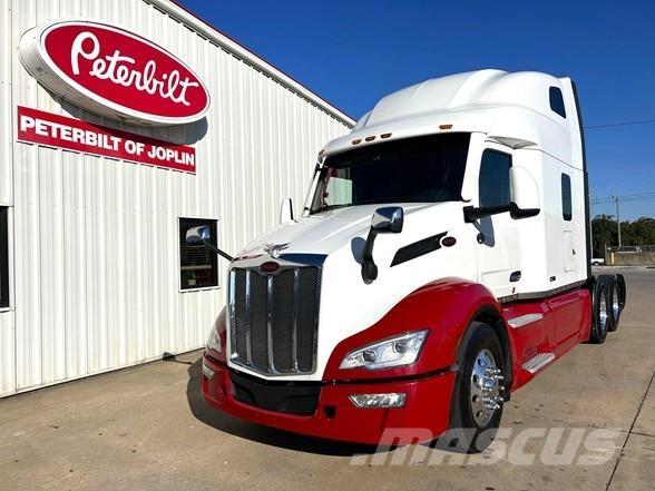 Peterbilt 579 Truck Tractor Units