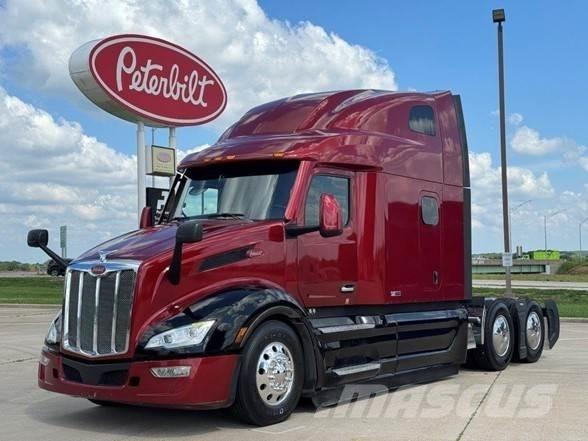 Peterbilt 579 Truck Tractor Units