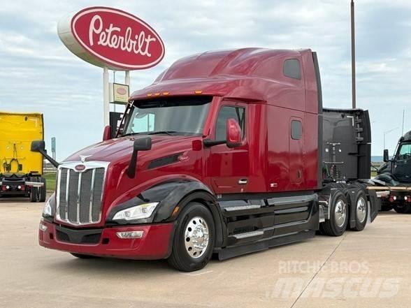 Peterbilt 579 Truck Tractor Units