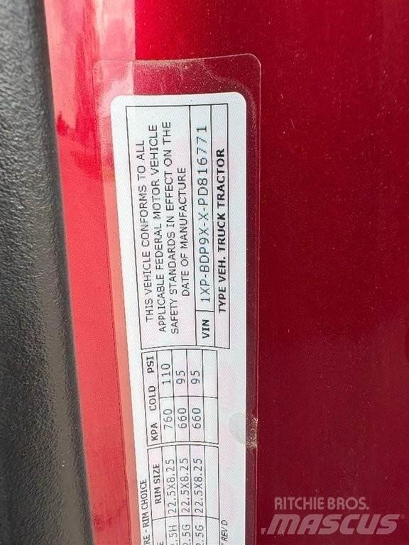 Peterbilt 579 Truck Tractor Units