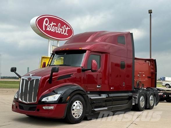 Peterbilt 579 Truck Tractor Units