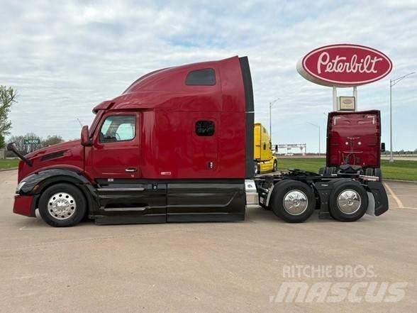 Peterbilt 579 Truck Tractor Units