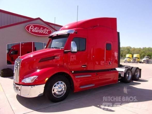 Peterbilt 579 Truck Tractor Units