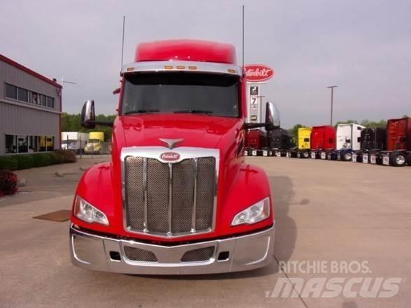 Peterbilt 579 Truck Tractor Units