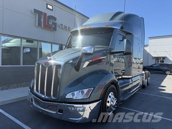 Peterbilt 579 Truck Tractor Units