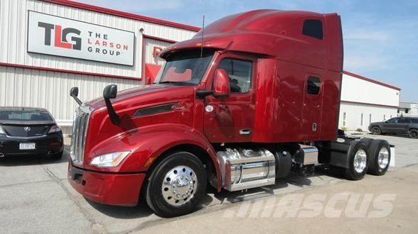 Peterbilt 579 Truck Tractor Units
