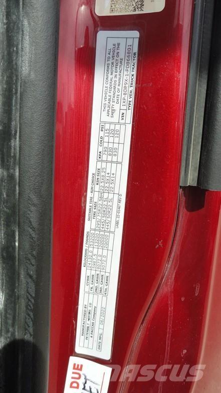 Peterbilt 579 Truck Tractor Units