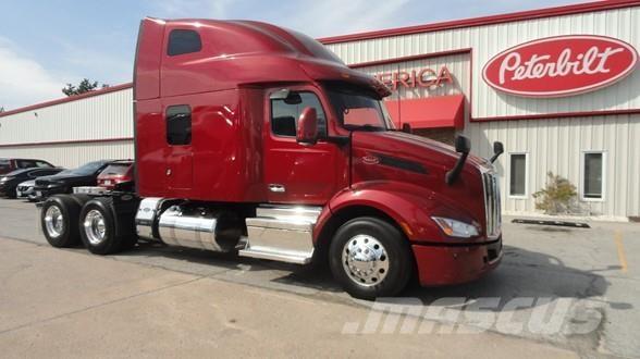 Peterbilt 579 Truck Tractor Units