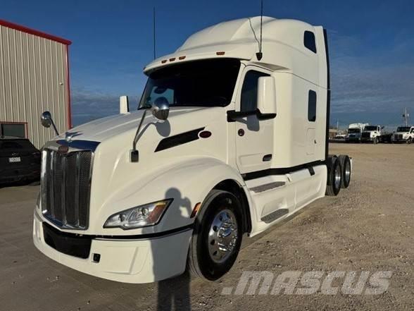 Peterbilt 579 Truck Tractor Units