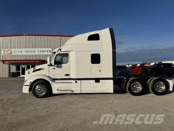 Peterbilt 579 Truck Tractor Units