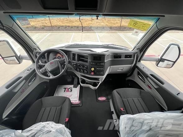 Peterbilt 579 Truck Tractor Units