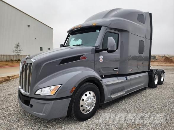 Peterbilt 579 Truck Tractor Units