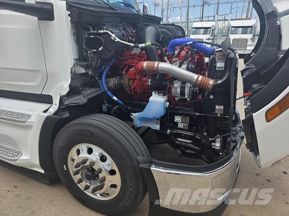 Peterbilt 579 Truck Tractor Units