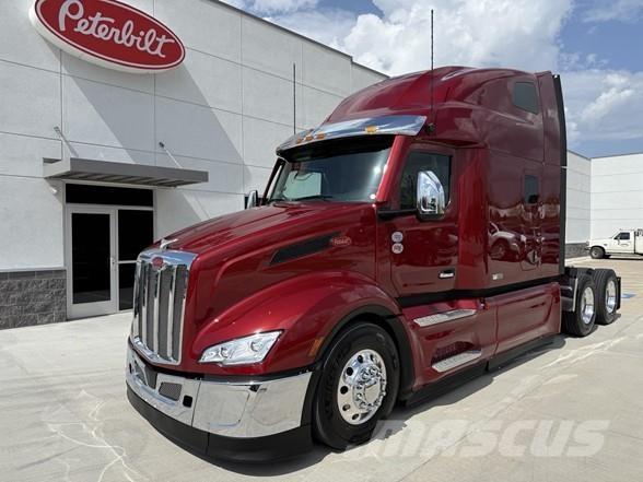 Peterbilt 579 Truck Tractor Units