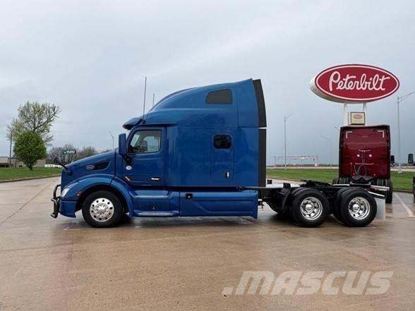 Peterbilt 579 Truck Tractor Units