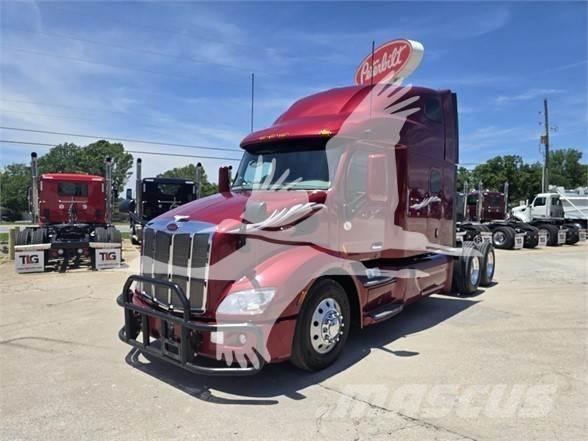 Peterbilt 579 Truck Tractor Units