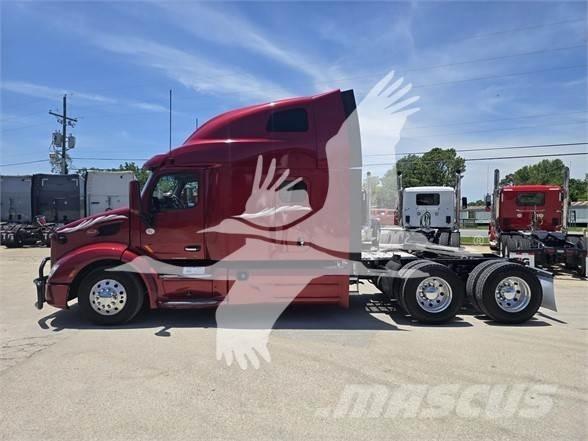Peterbilt 579 Truck Tractor Units