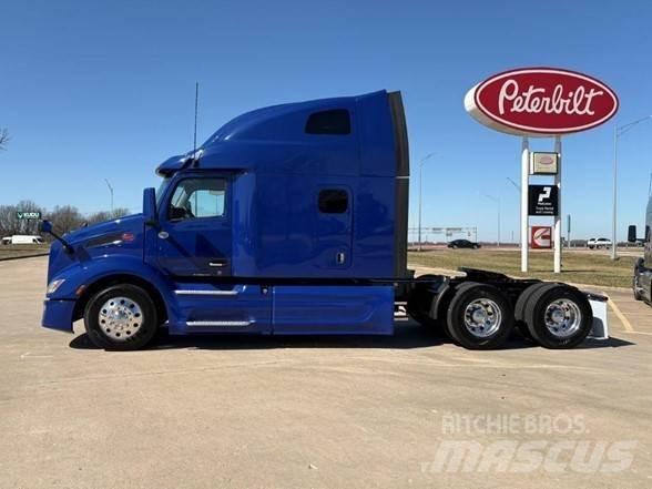 Peterbilt 579 Truck Tractor Units