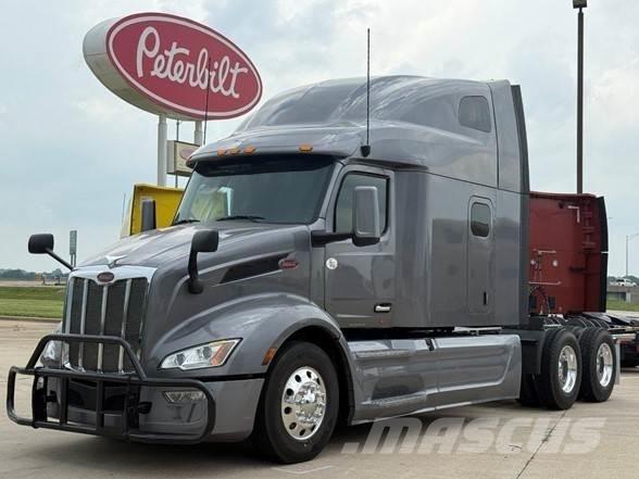 Peterbilt 579 Truck Tractor Units