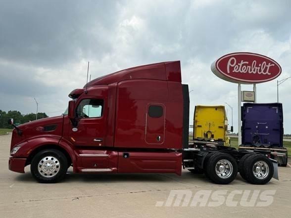 Peterbilt 579 Truck Tractor Units