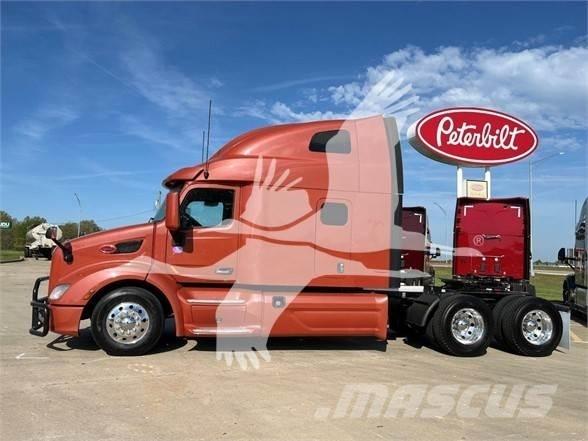 Peterbilt 579 Truck Tractor Units